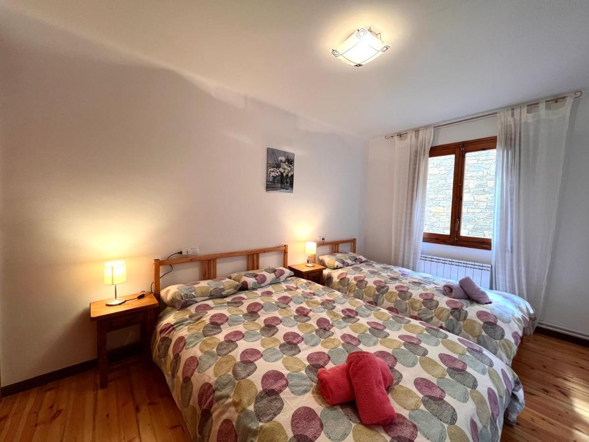 Apartaments Matxicots - L'Amfitriona Rialp Exterior photo