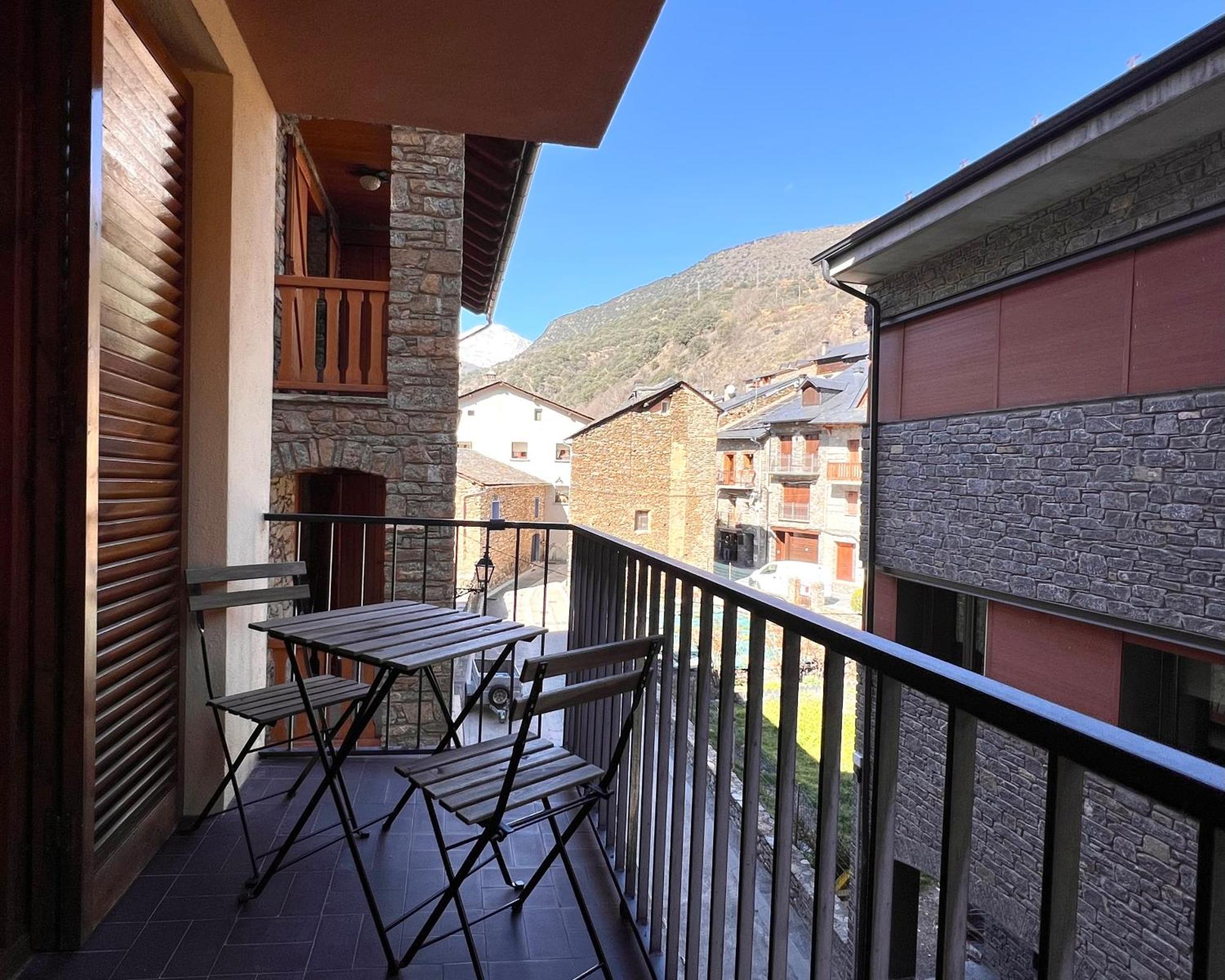 Apartaments Matxicots - L'Amfitriona Rialp Exterior photo